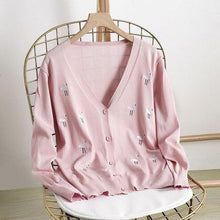 Load image into Gallery viewer, Loose Embroidery Crane Sweater
